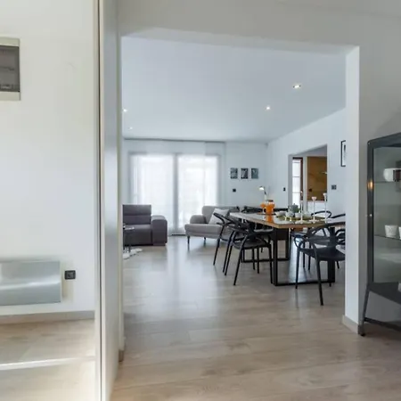 Charming With Pool Near Medulin Вилла *